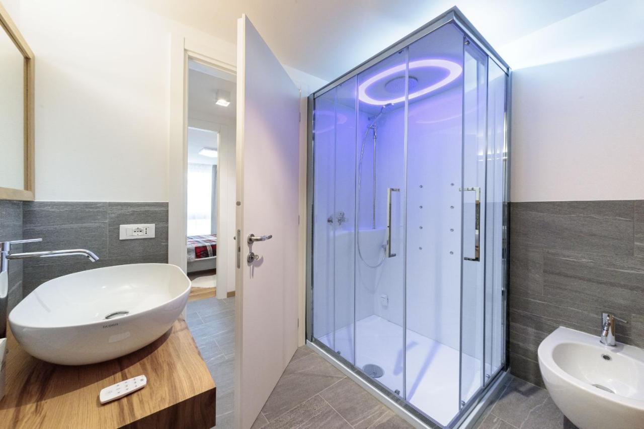 Hellochalet - The One - Garage, Bootdryer, Home Theatre With Subwoofer, Netflix, Hydromassage Turkish Bath Брей-Червінія Екстер'єр фото