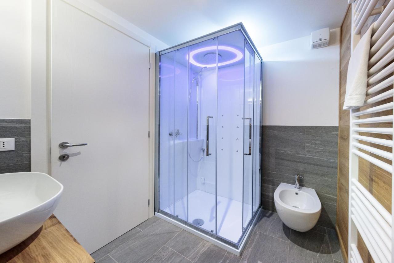 Hellochalet - The One - Garage, Bootdryer, Home Theatre With Subwoofer, Netflix, Hydromassage Turkish Bath Брей-Червінія Екстер'єр фото